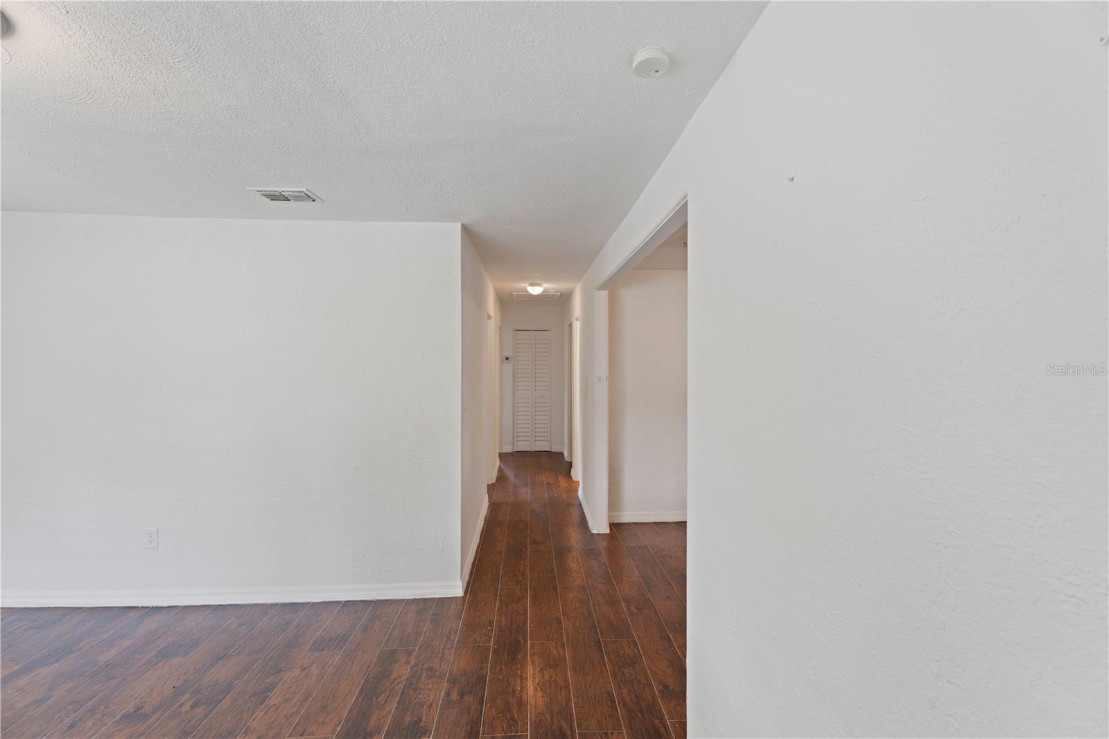 1160 AUSTIN ST
