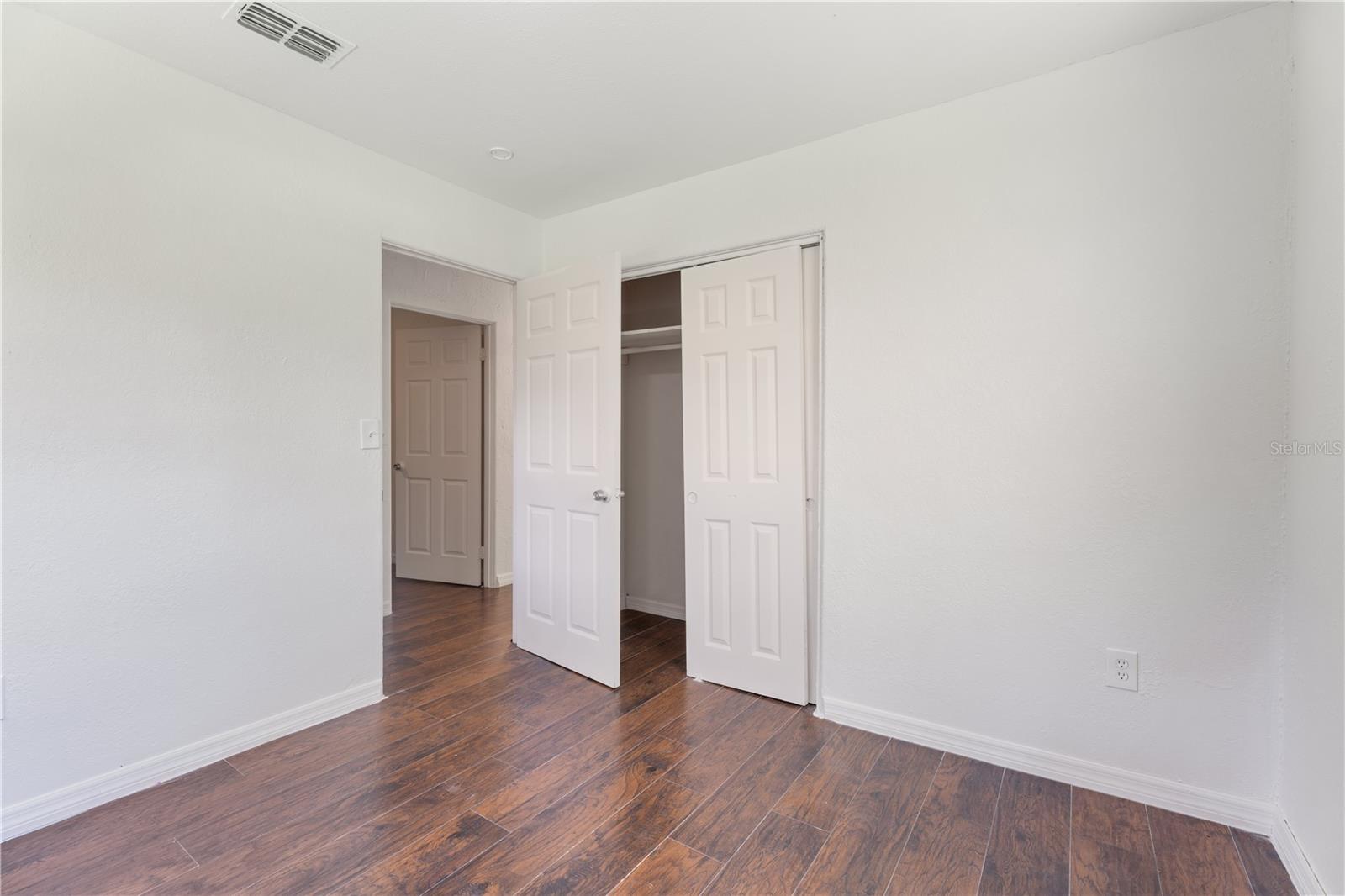 1160 AUSTIN ST