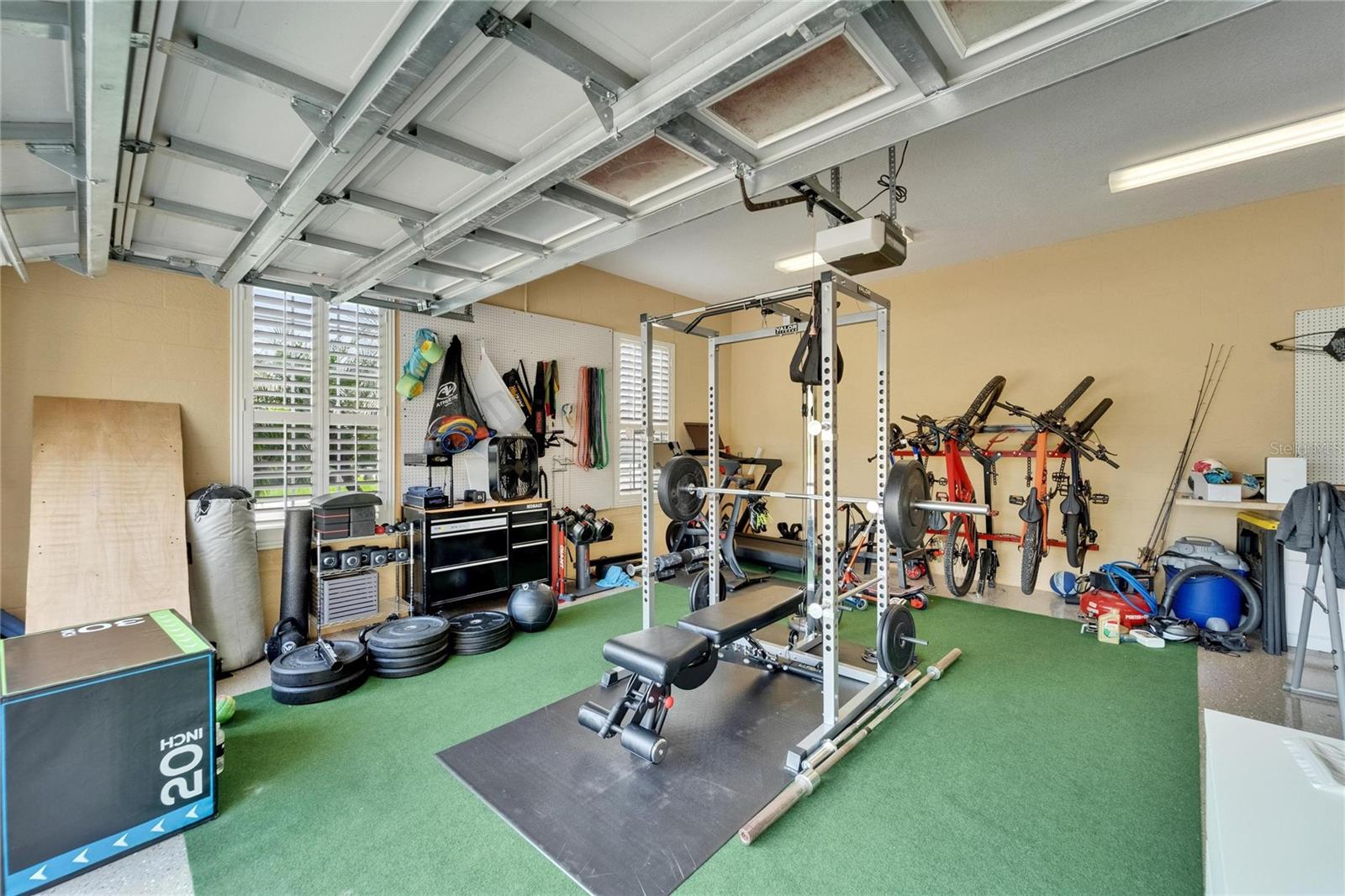 2464 LAUREL GLEN DR