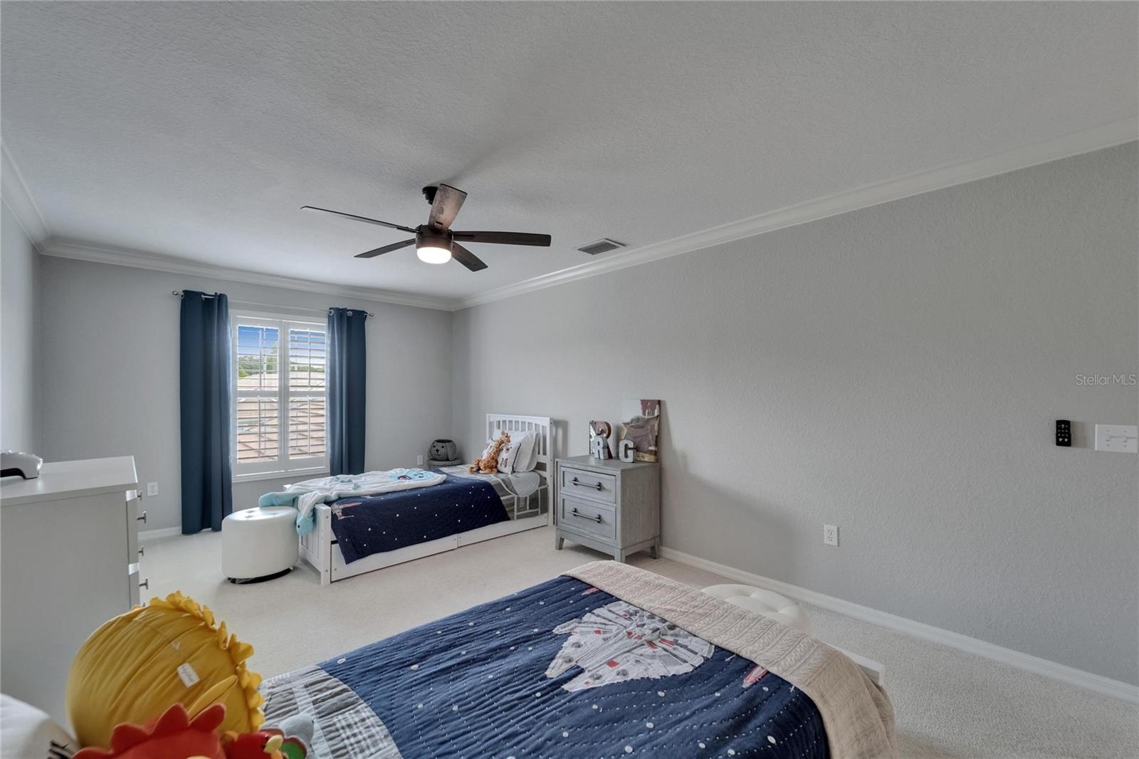 2464 LAUREL GLEN DR