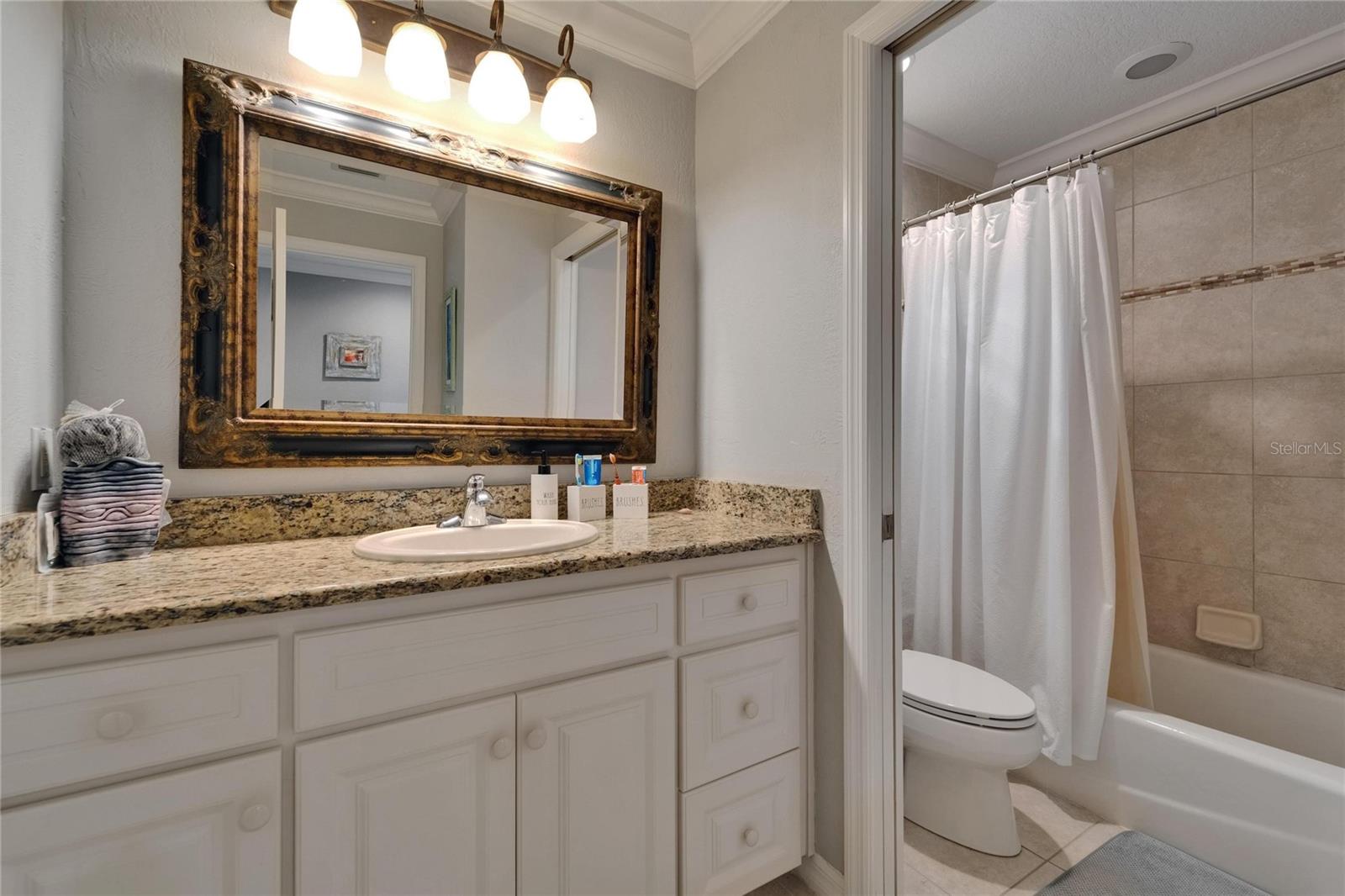 2464 LAUREL GLEN DR