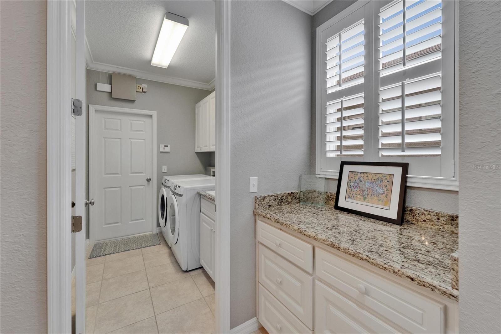 2464 LAUREL GLEN DR