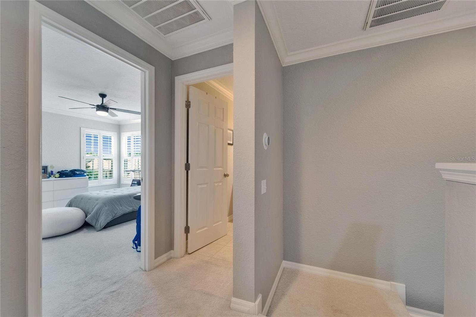 2464 LAUREL GLEN DR