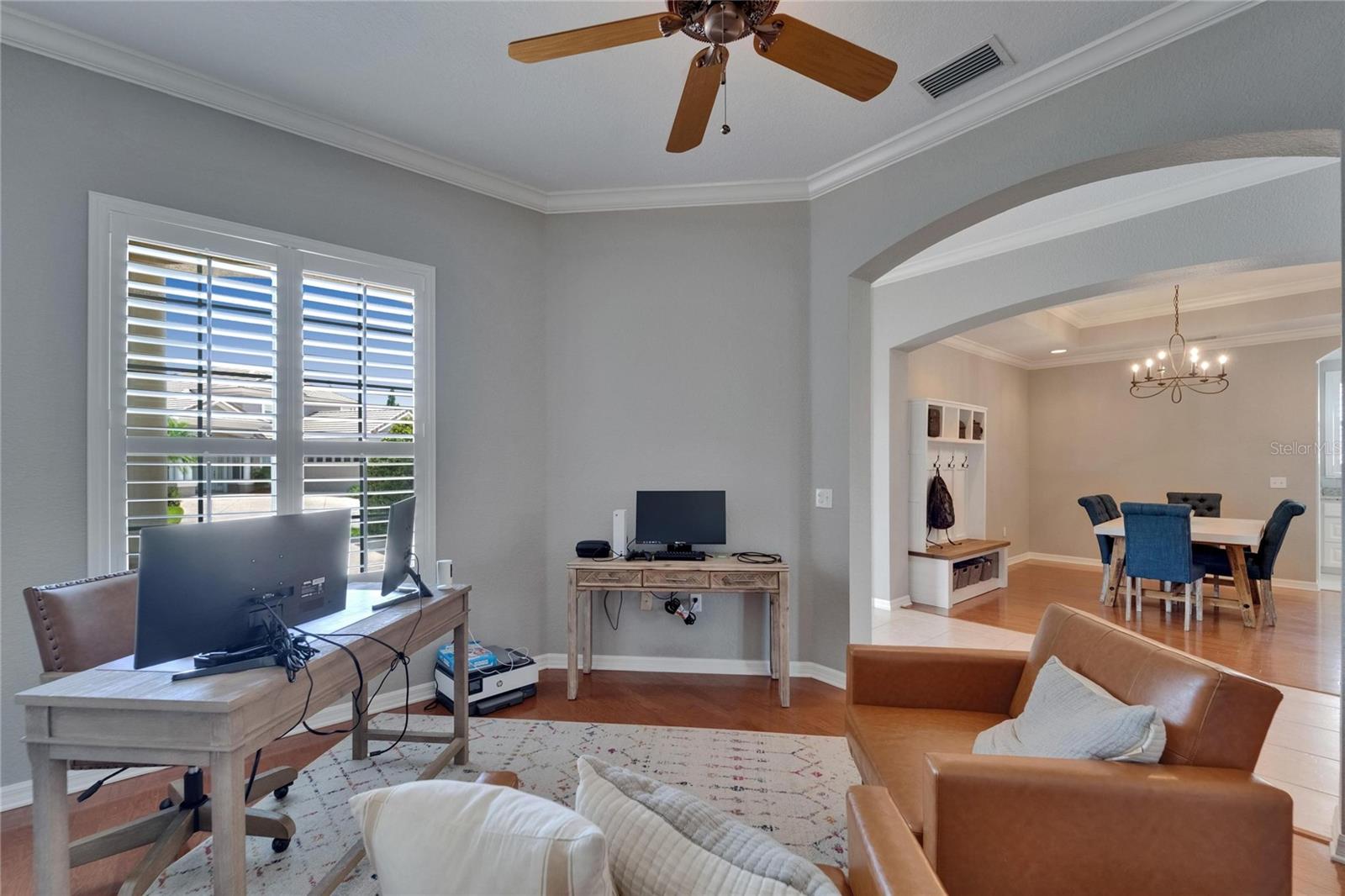 2464 LAUREL GLEN DR