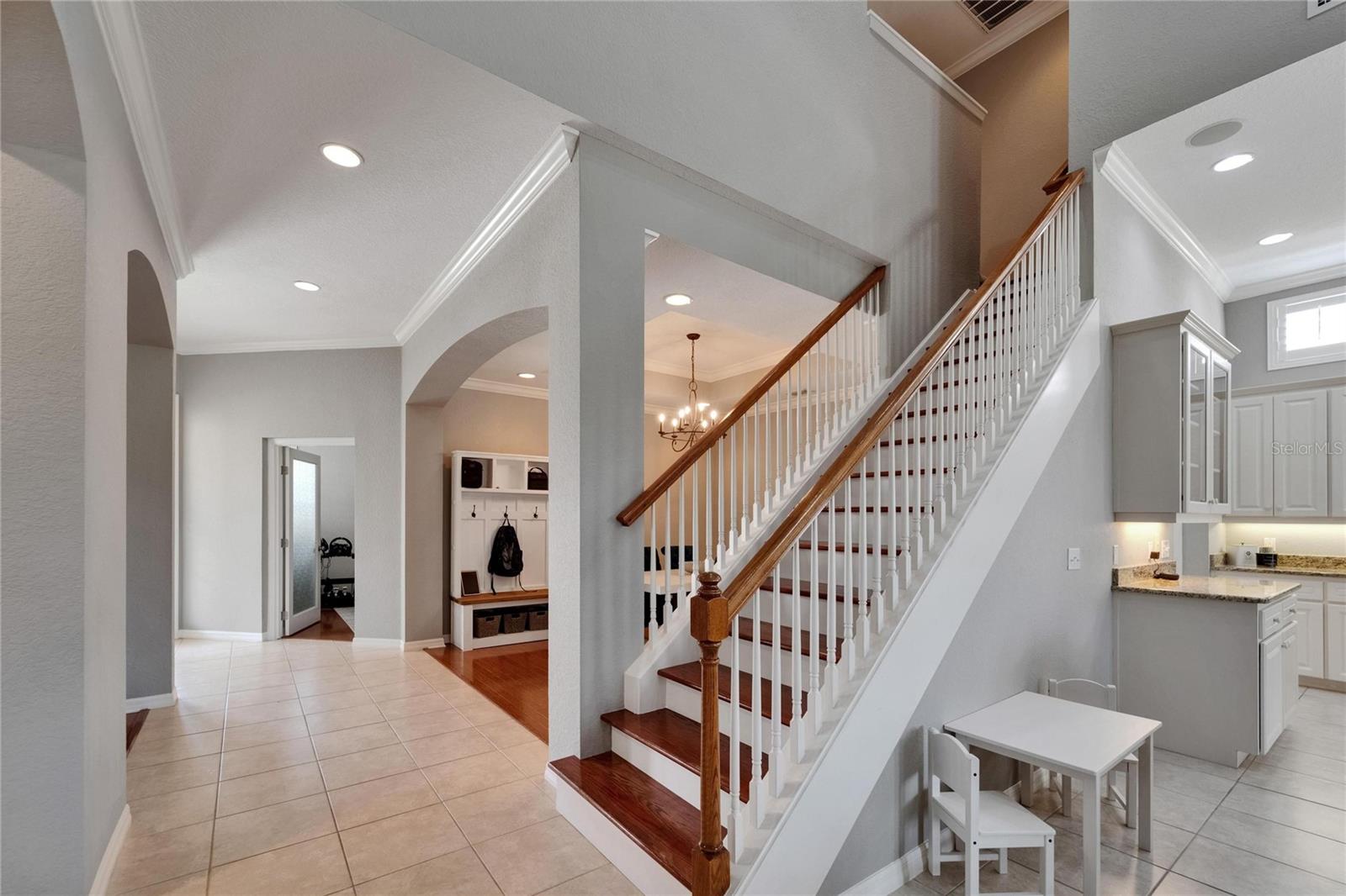 2464 LAUREL GLEN DR