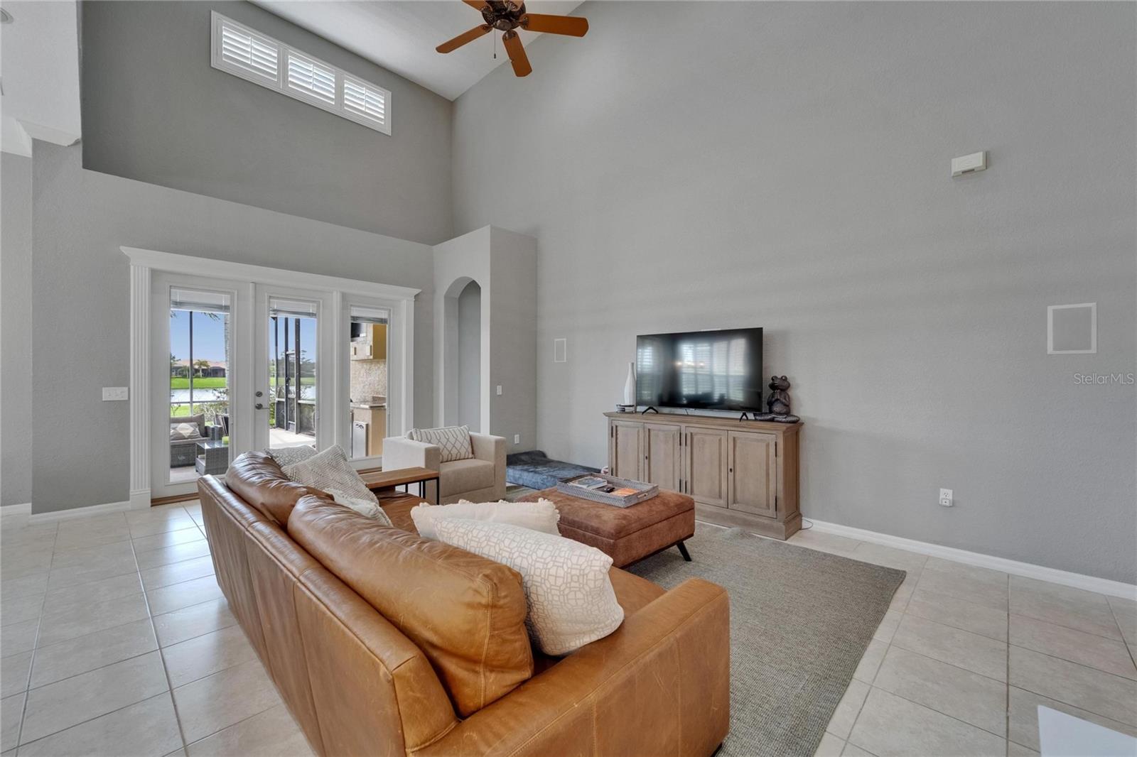 2464 LAUREL GLEN DR