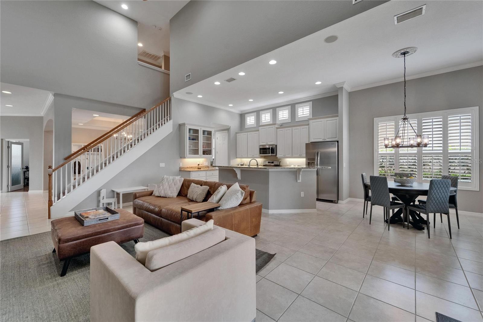 2464 LAUREL GLEN DR