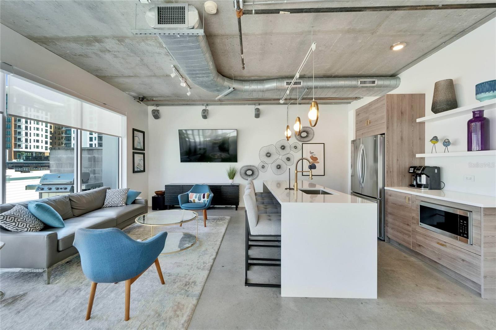 101 S 12TH ST #318