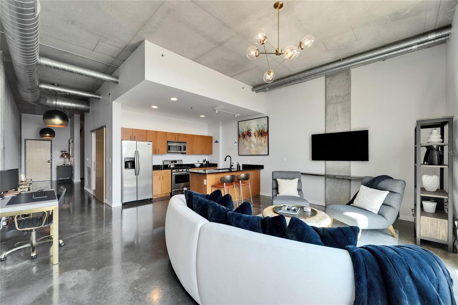 101 S 12TH ST #318