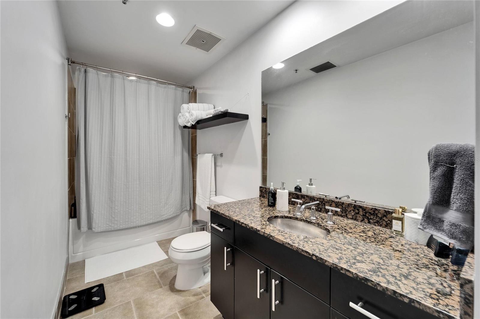 101 S 12TH ST #318