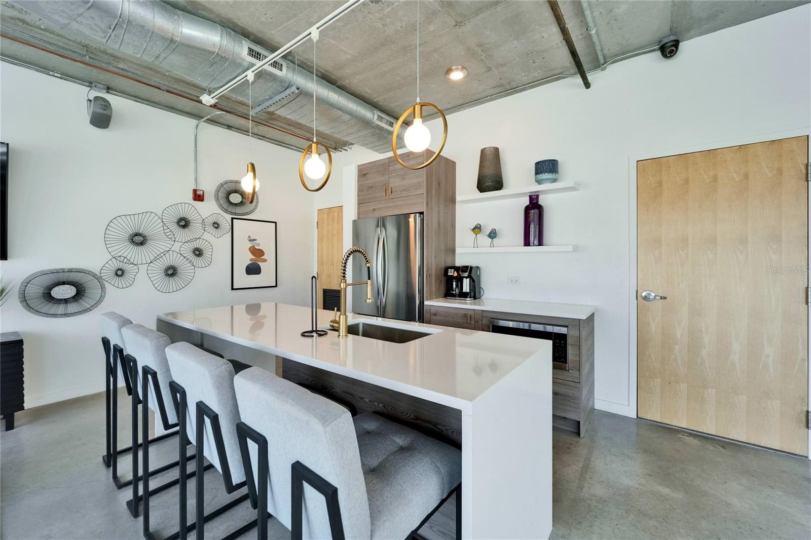 101 S 12TH ST #318