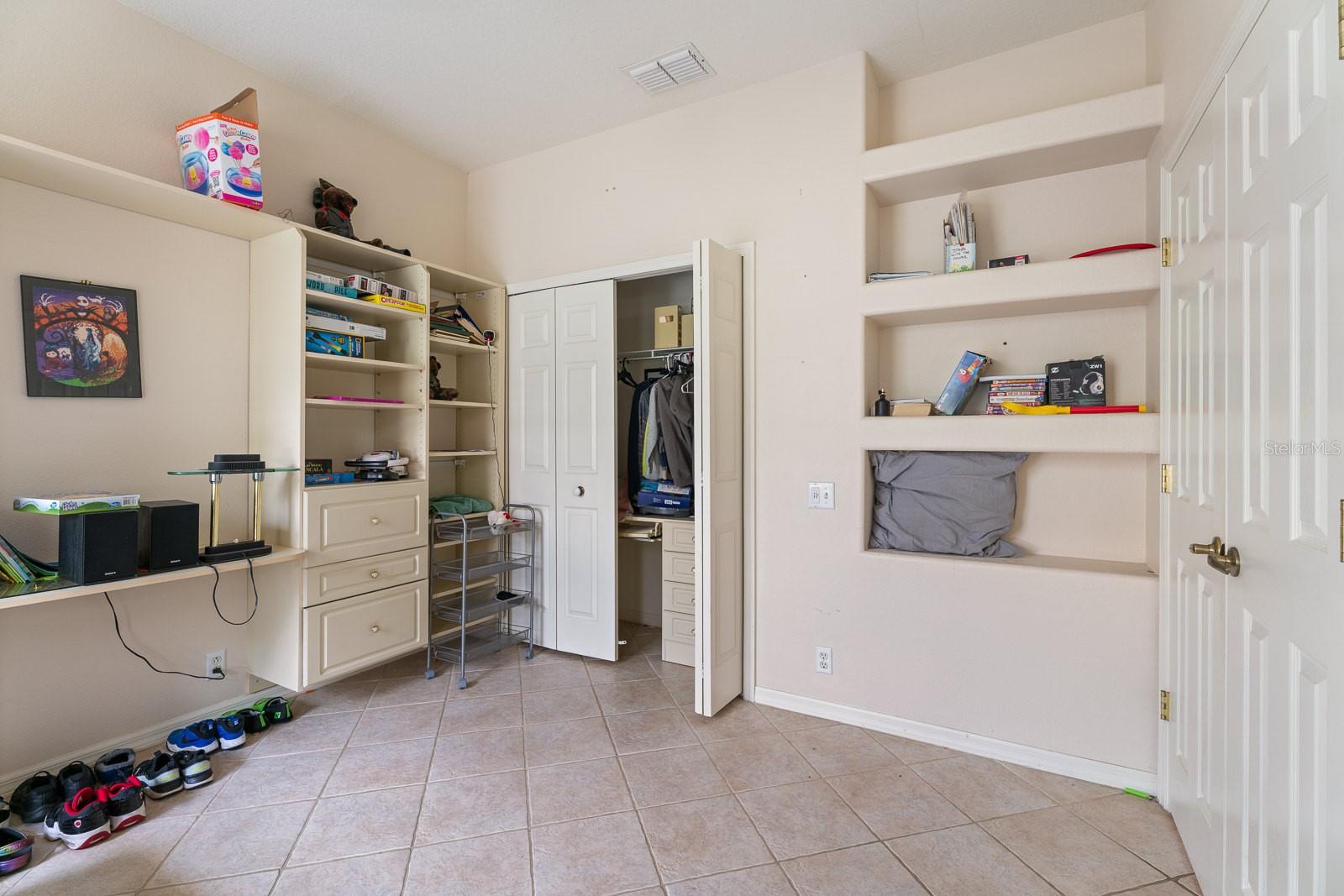3213 BELLFLOWER WAY