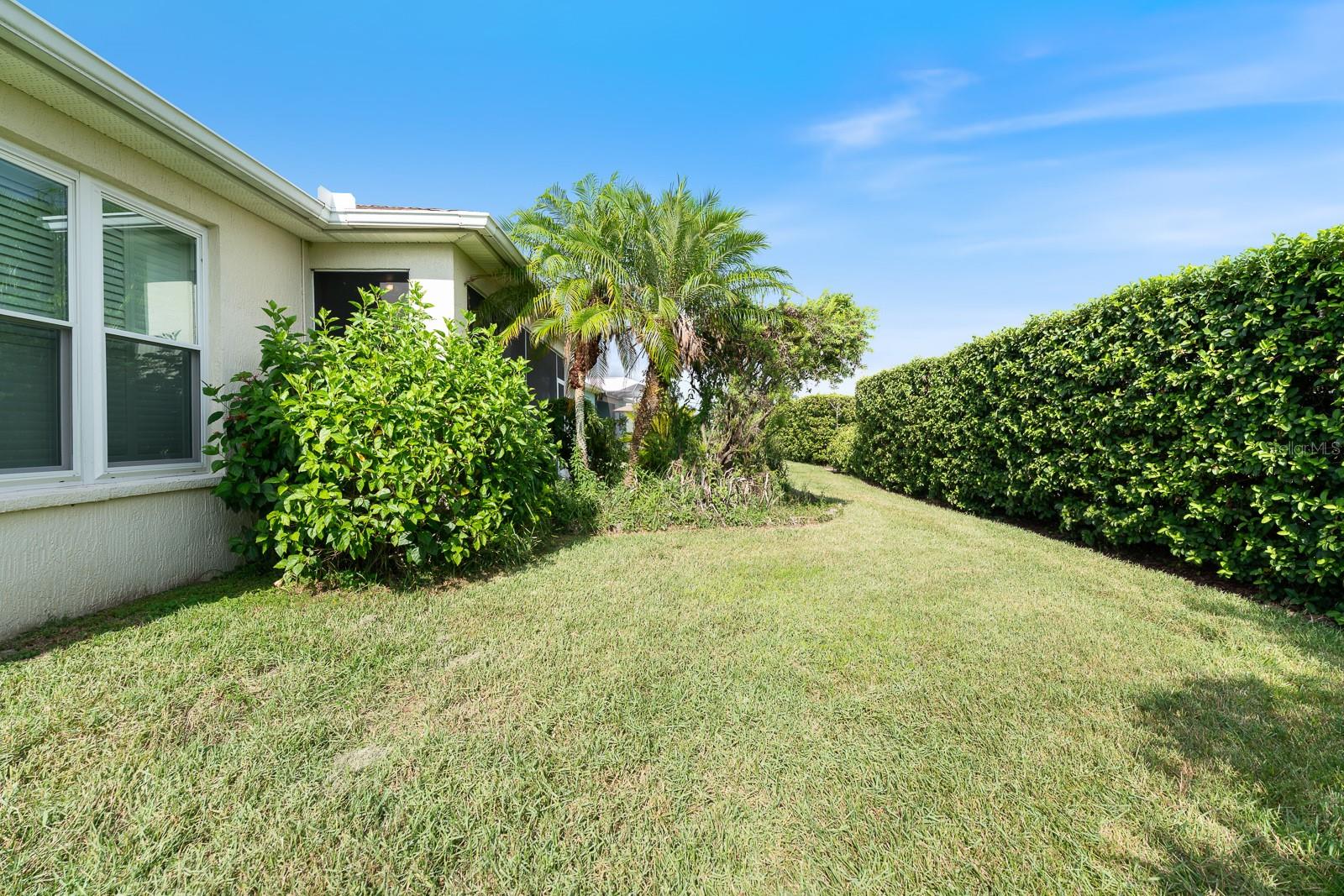 3213 BELLFLOWER WAY