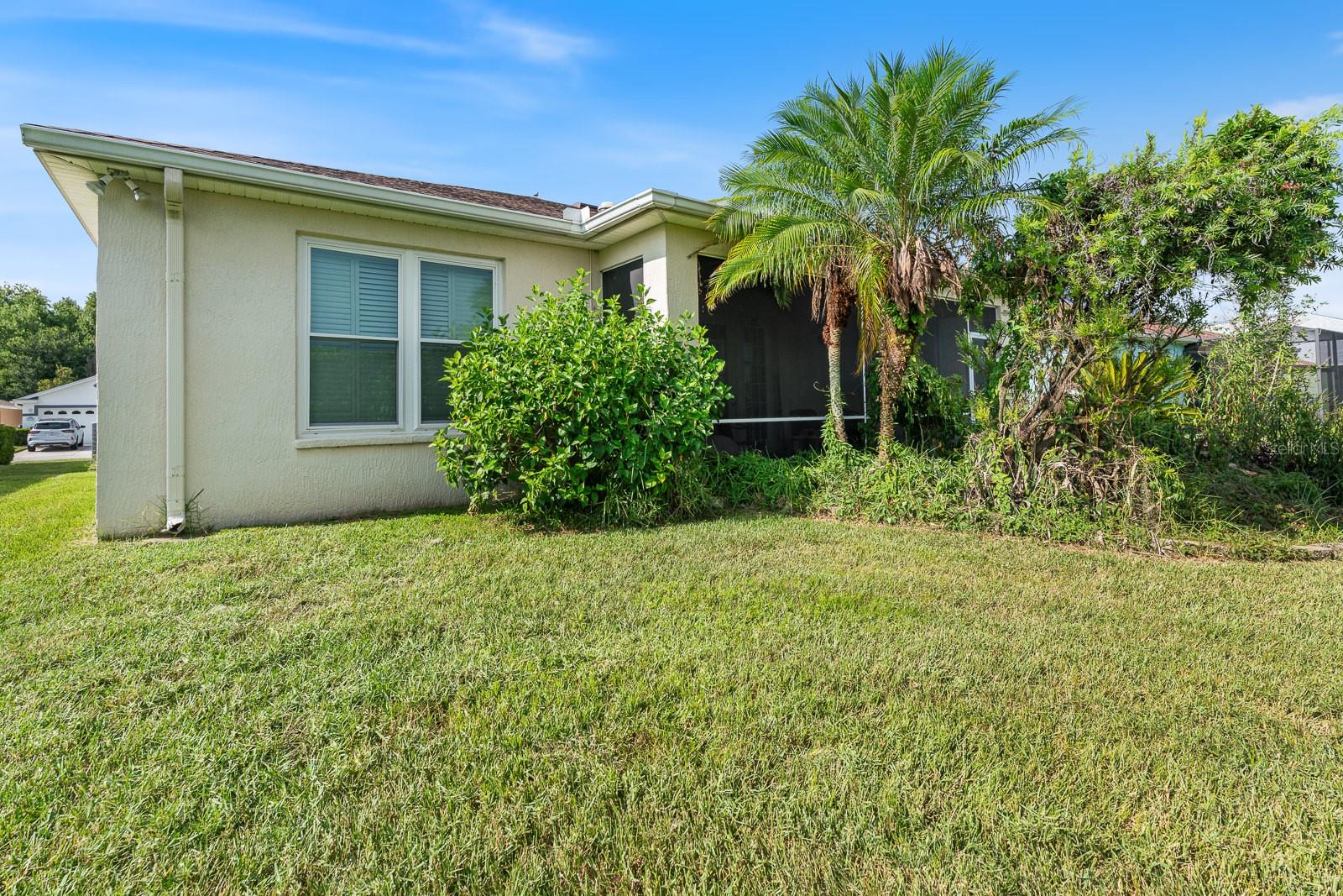 3213 BELLFLOWER WAY