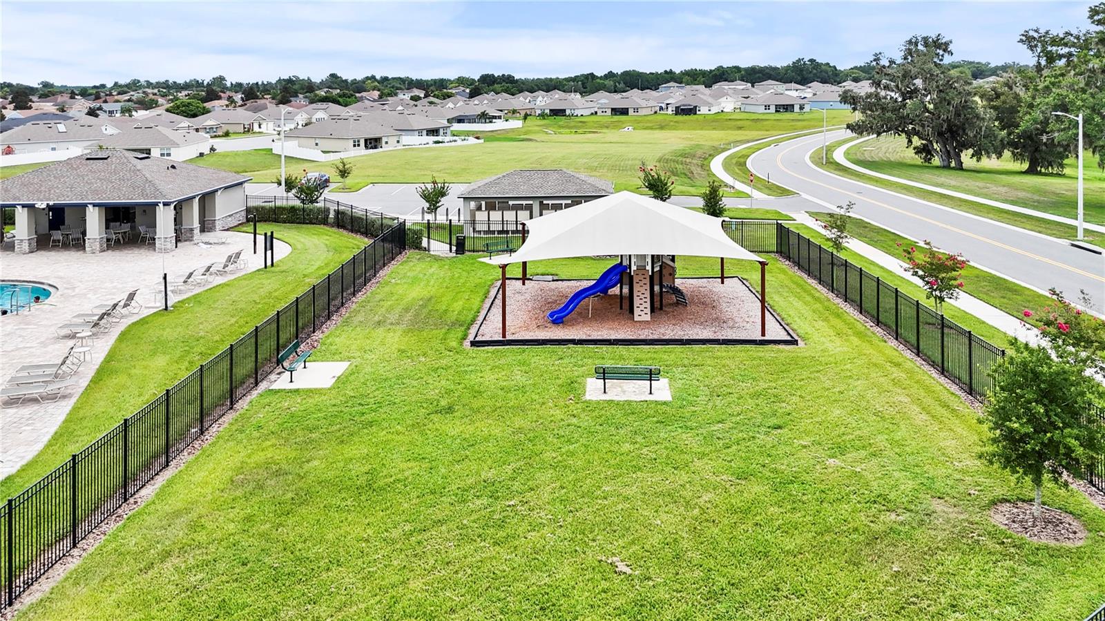 3914 RESTING ROBIN AVE