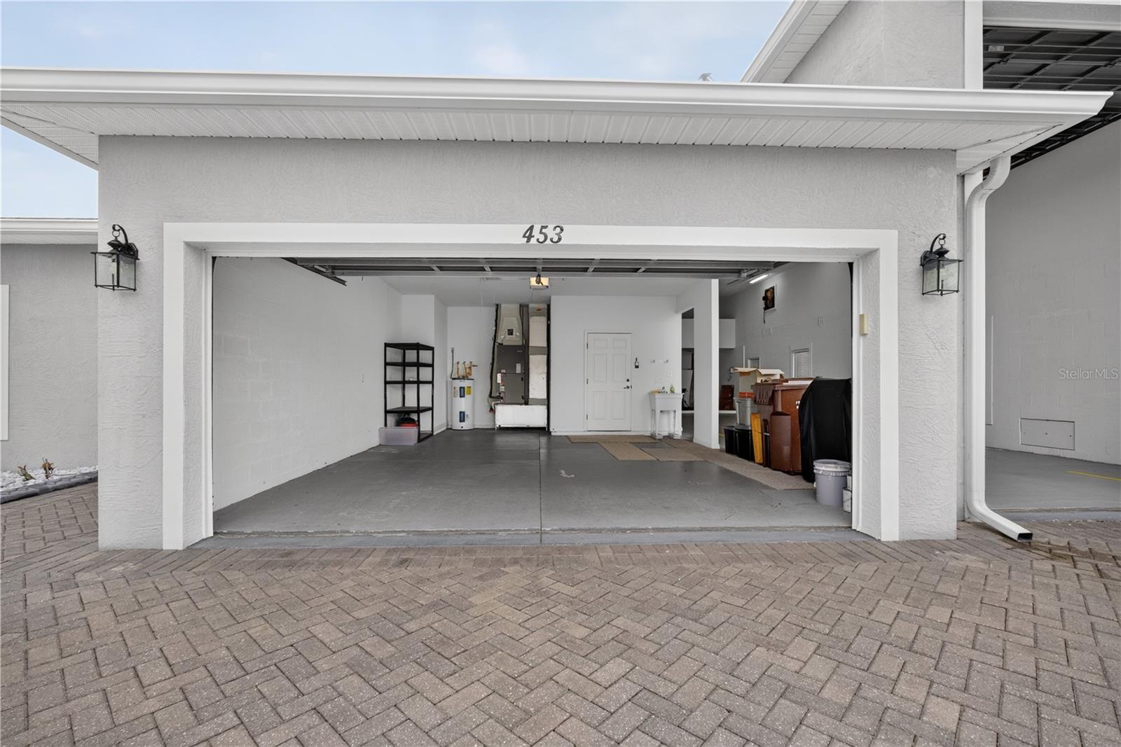 453 NOLANE LN