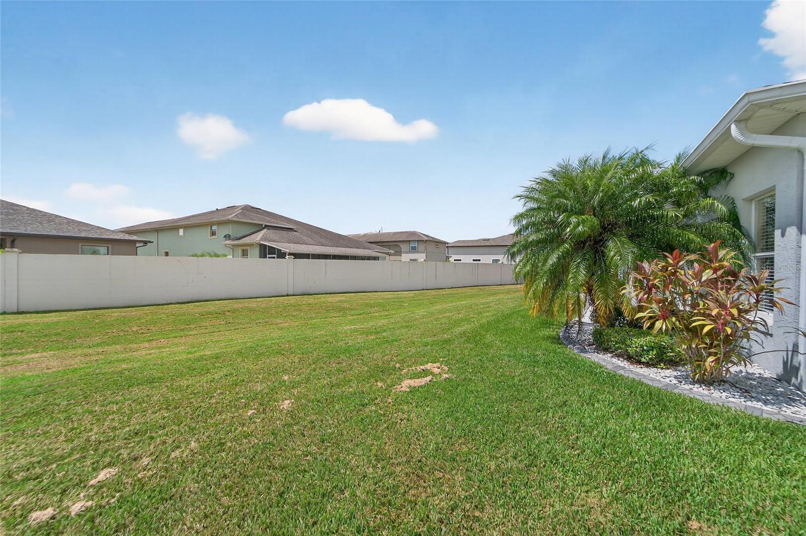 453 NOLANE LN