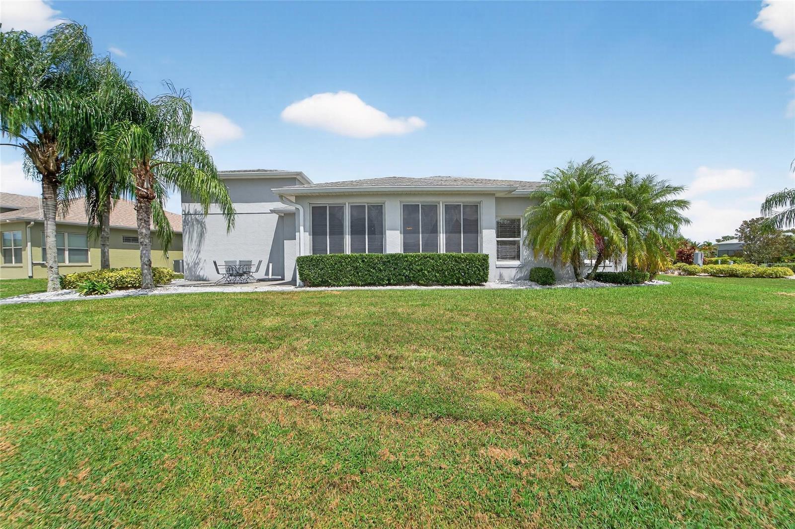 453 NOLANE LN