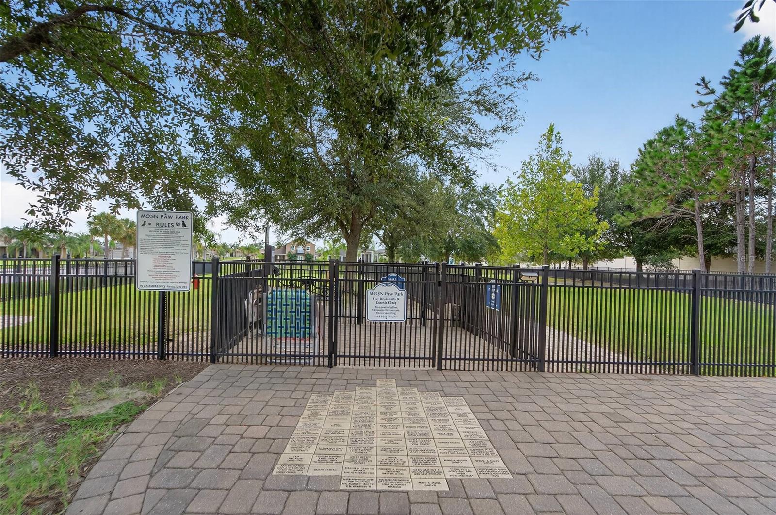 453 NOLANE LN