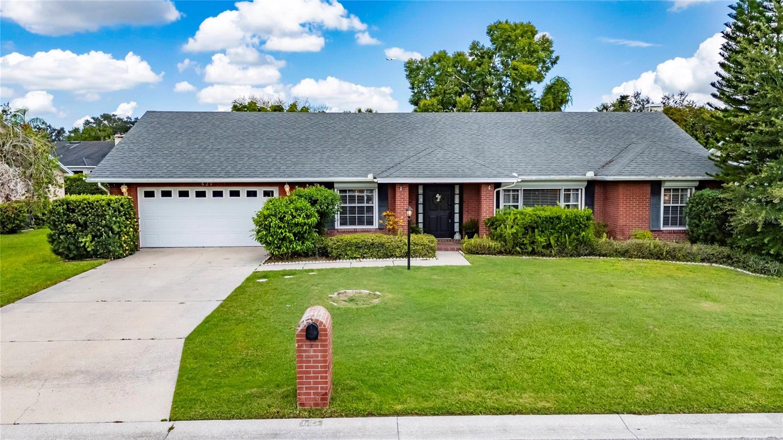 627 JESSANDA CIR