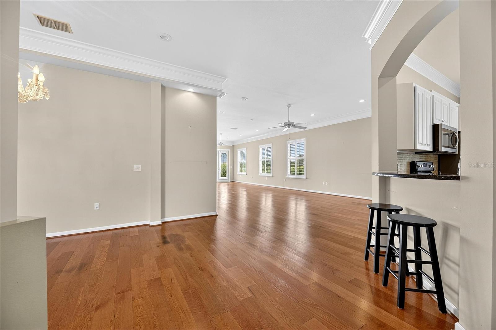 3093 SHOAL CREEK VILLAGE DR