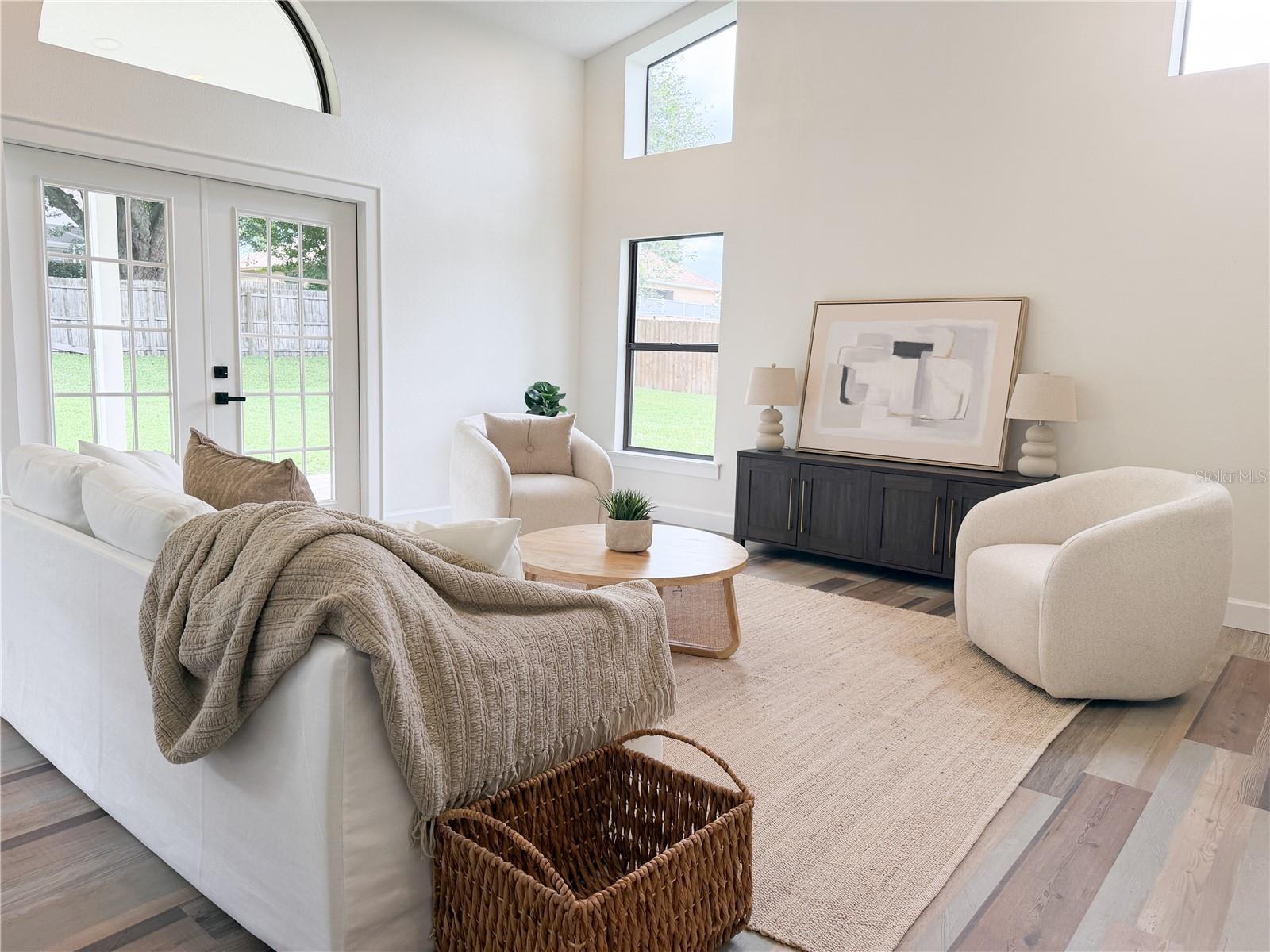 1944 VISTA VIEW DR