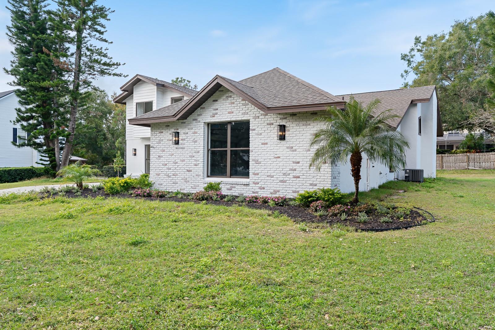 1944 VISTA VIEW DR