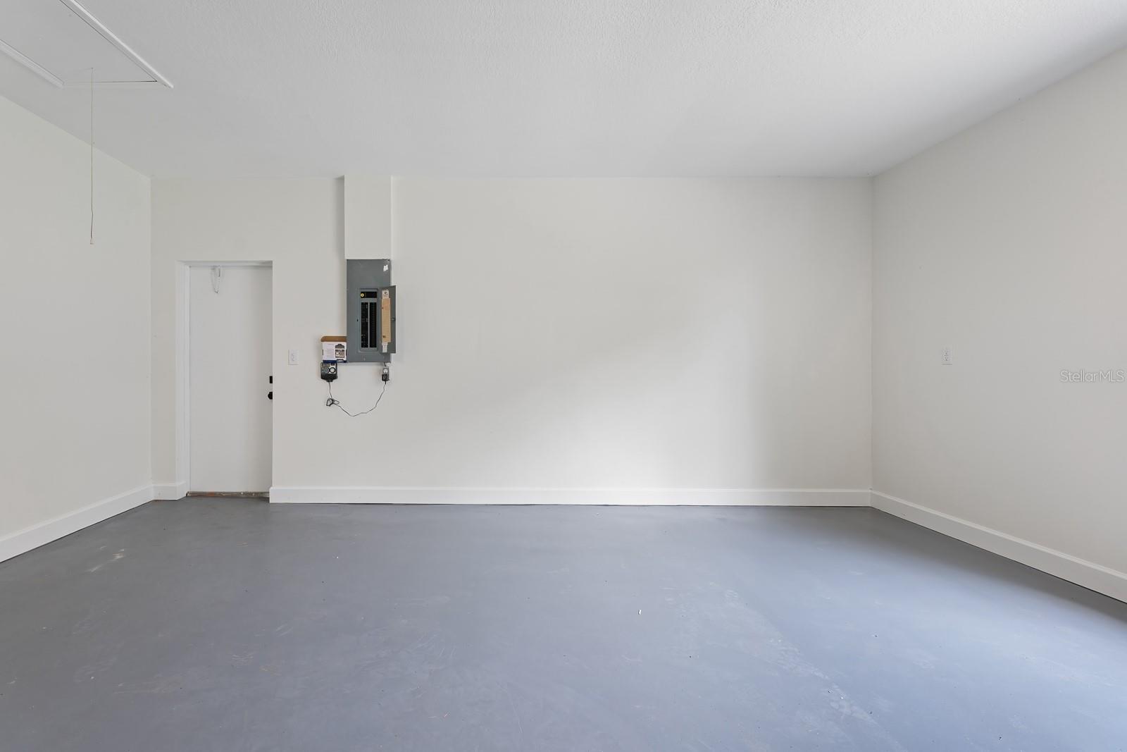 1944 VISTA VIEW DR