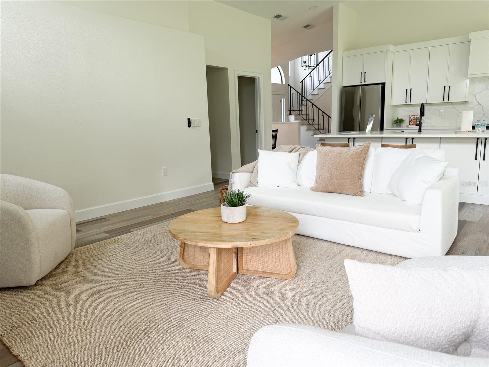 1944 VISTA VIEW DR