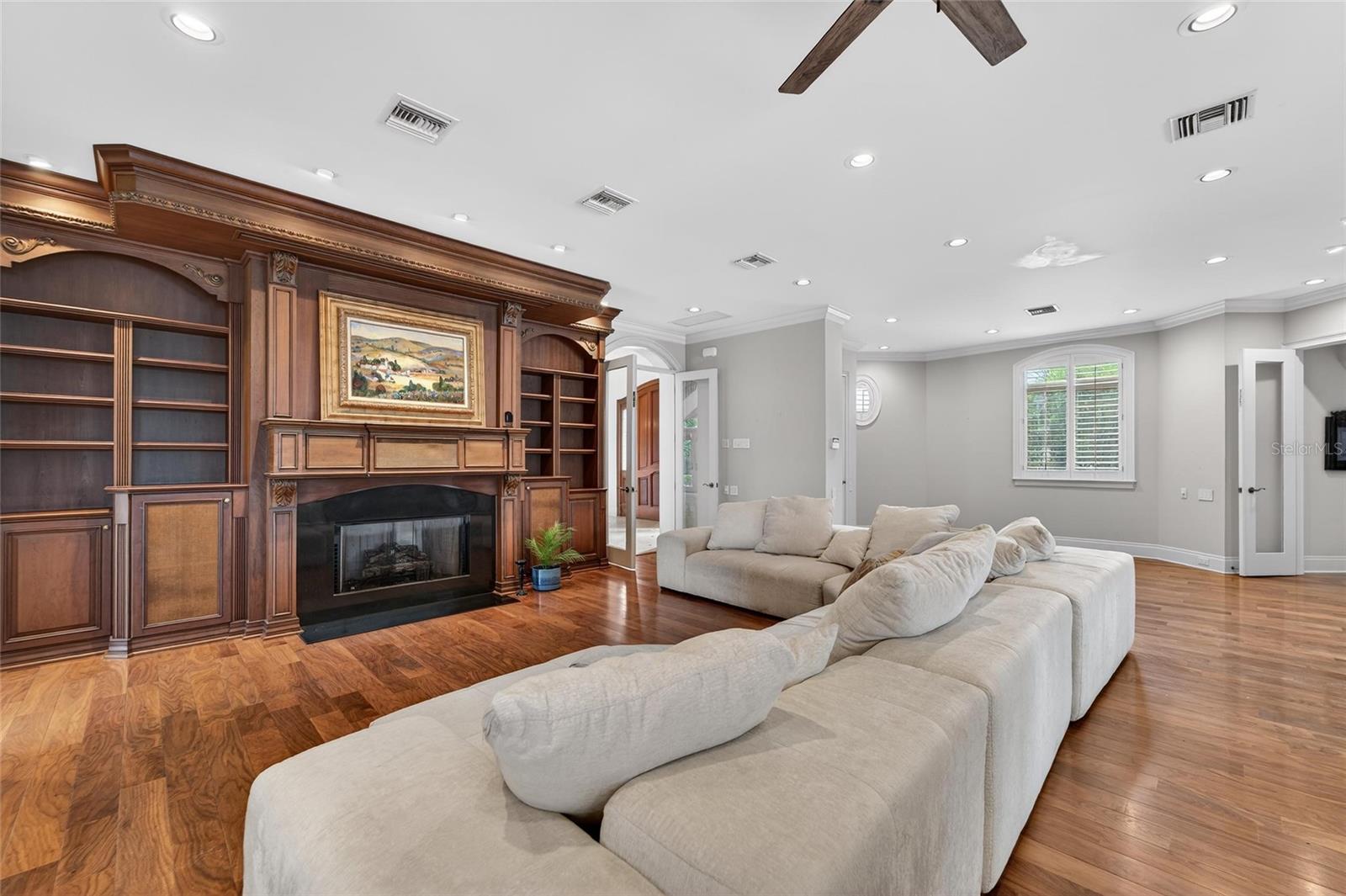 501 ADAMS BARN RD