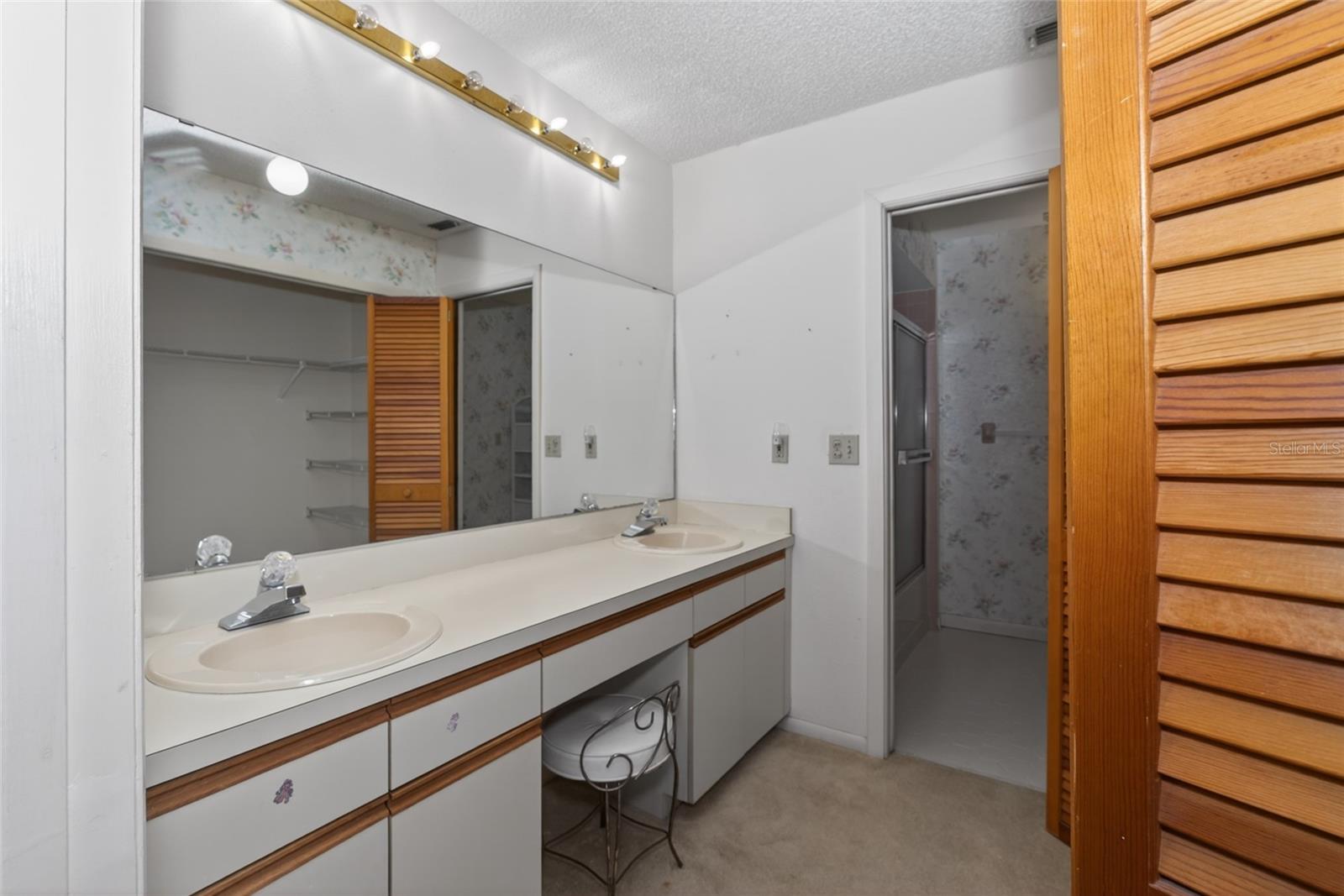 707 CARPENTERS WAY #24