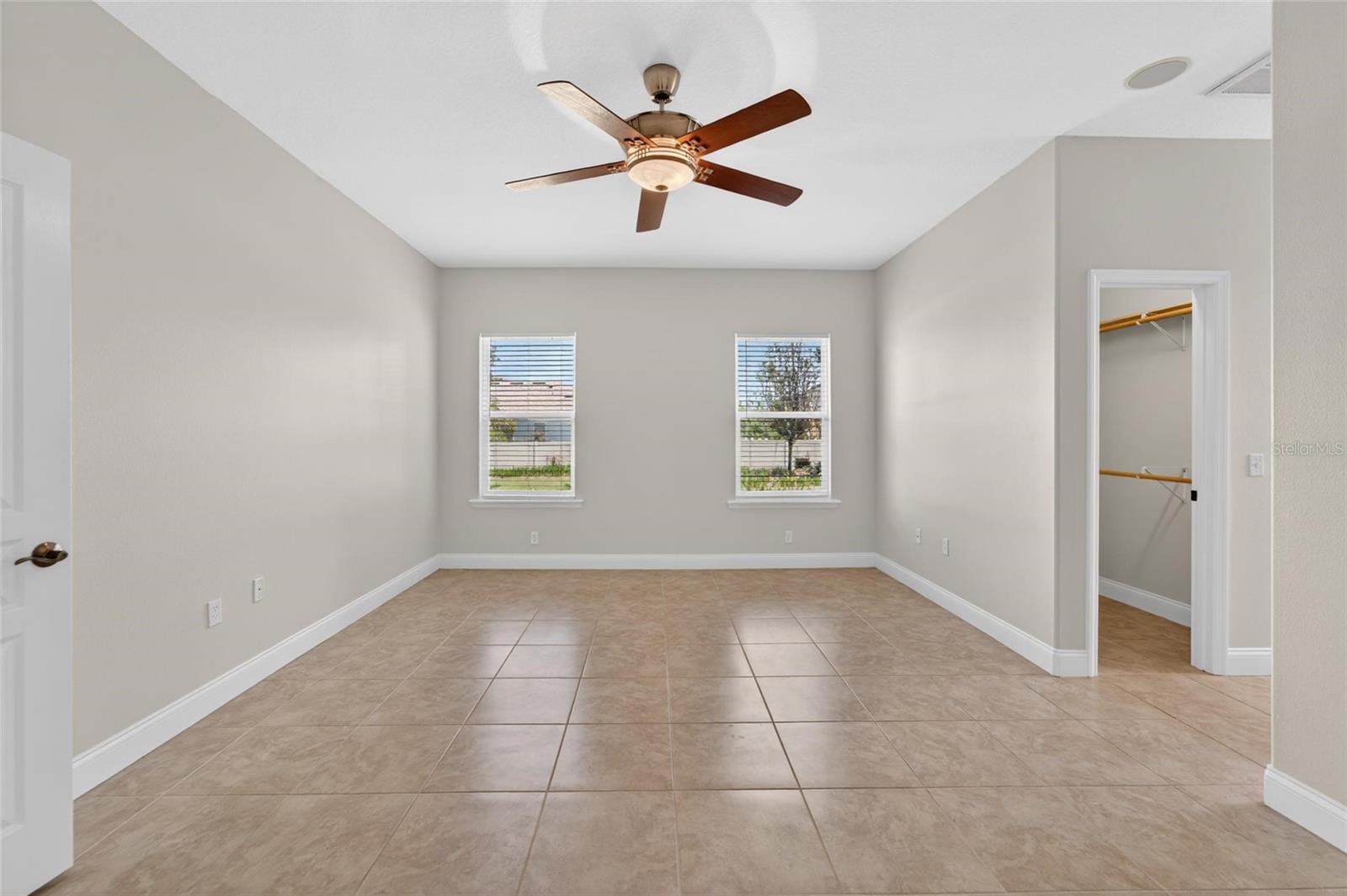 6360 RIVERLAKE CT