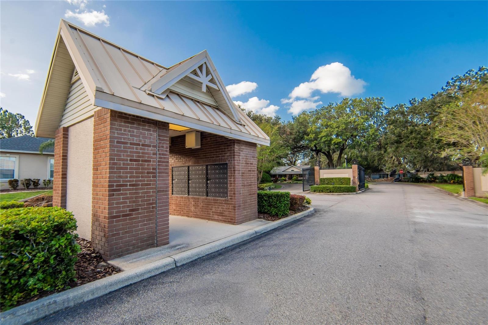 6360 RIVERLAKE CT