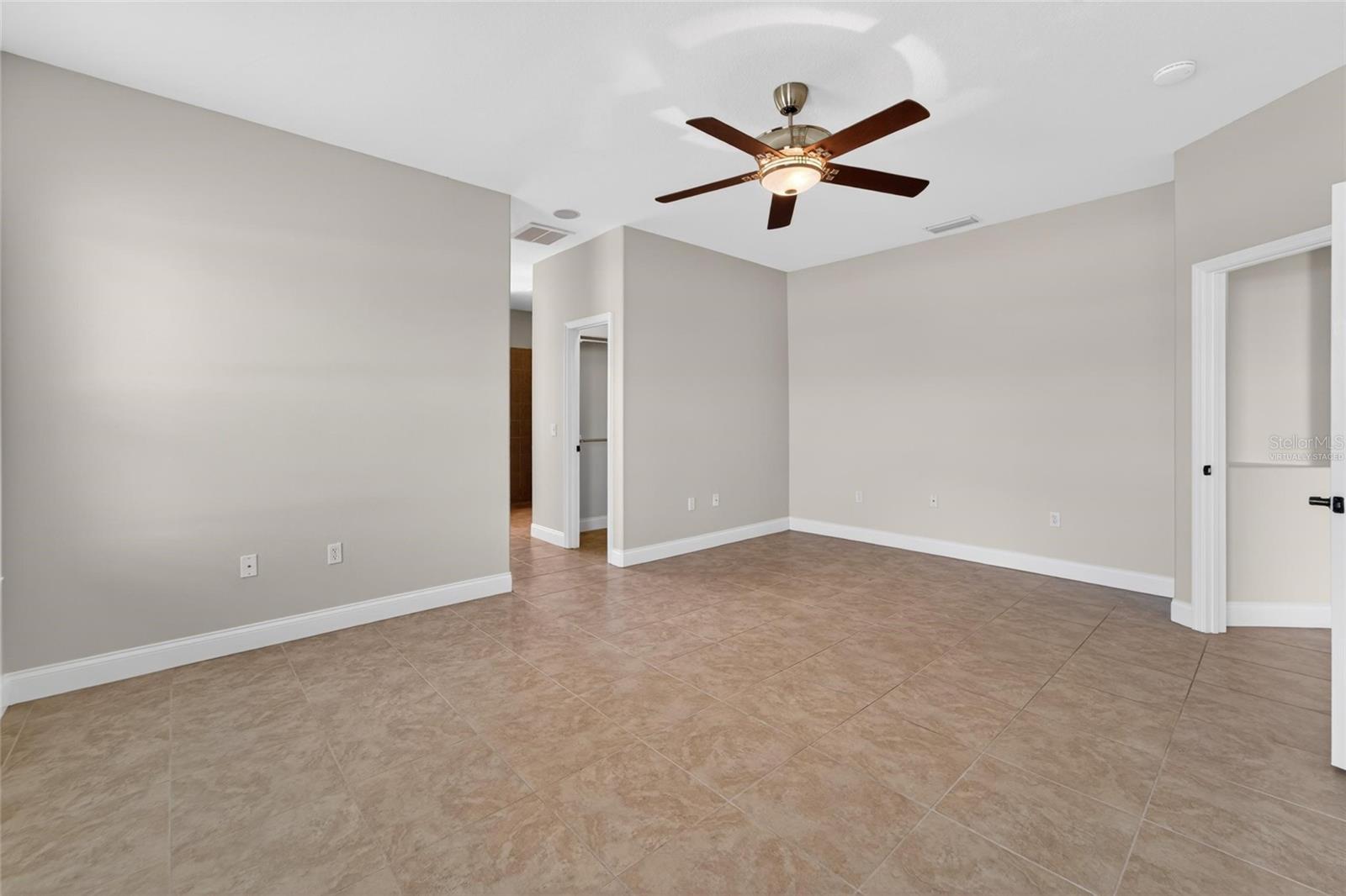 6360 RIVERLAKE CT