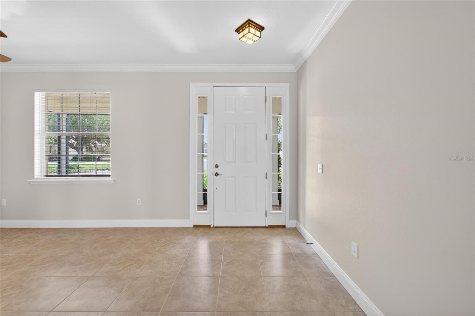 6360 RIVERLAKE CT
