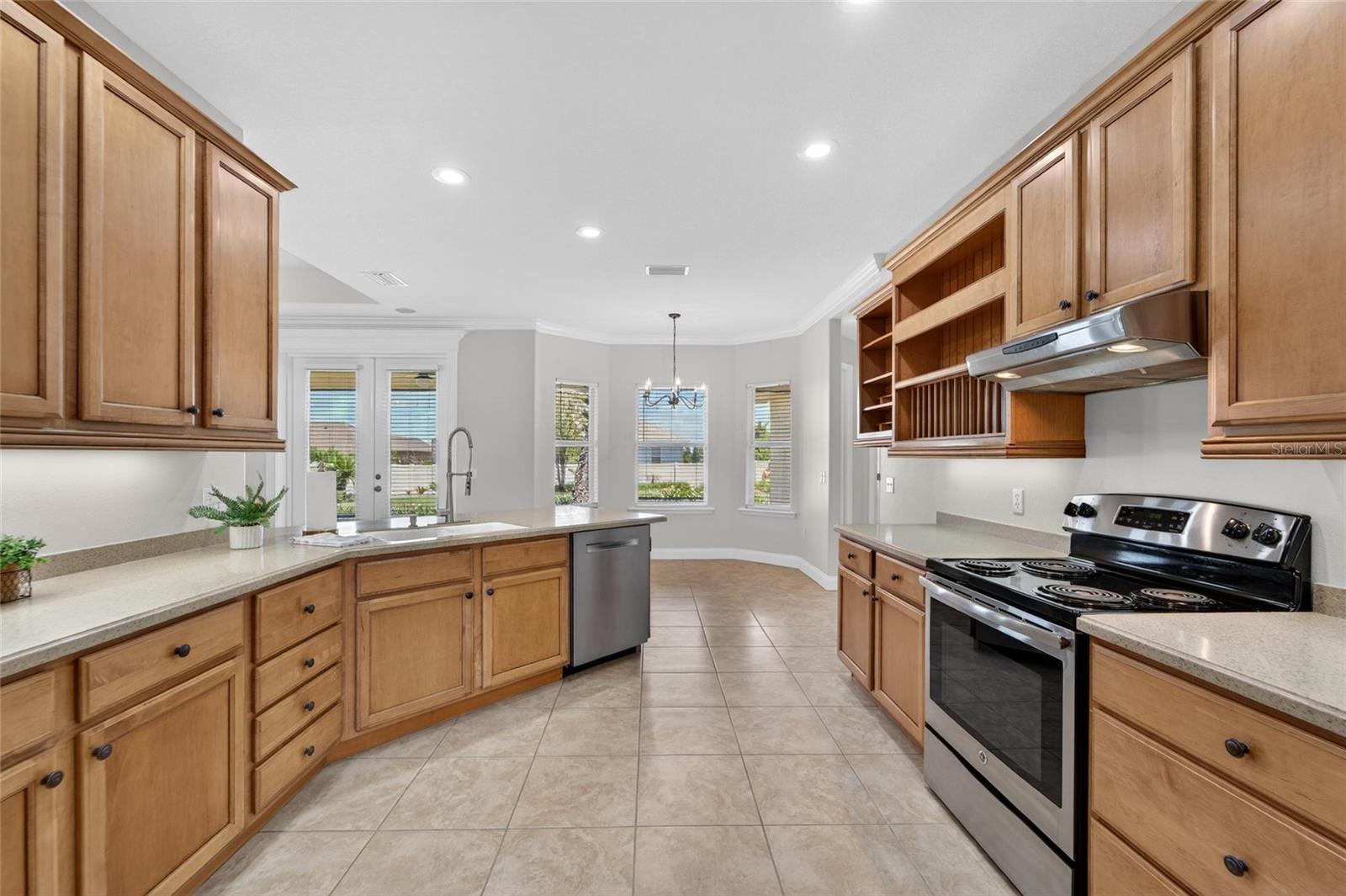 6360 RIVERLAKE CT