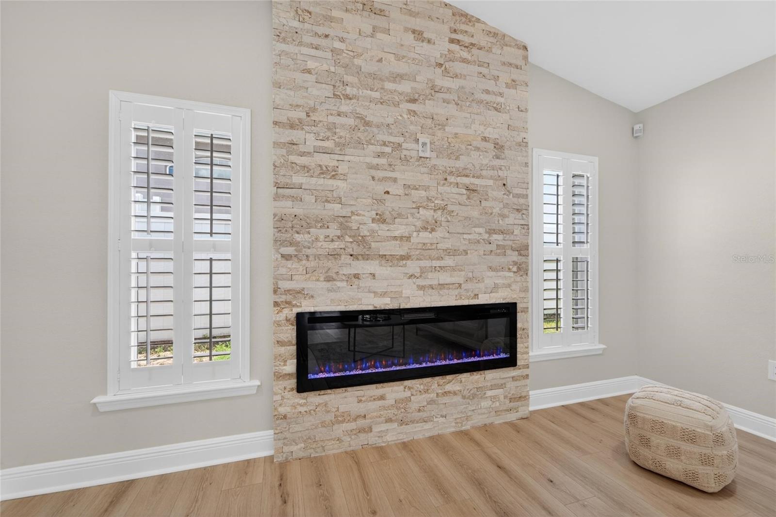 2663 BROOKSIDE BLUFF LOOP