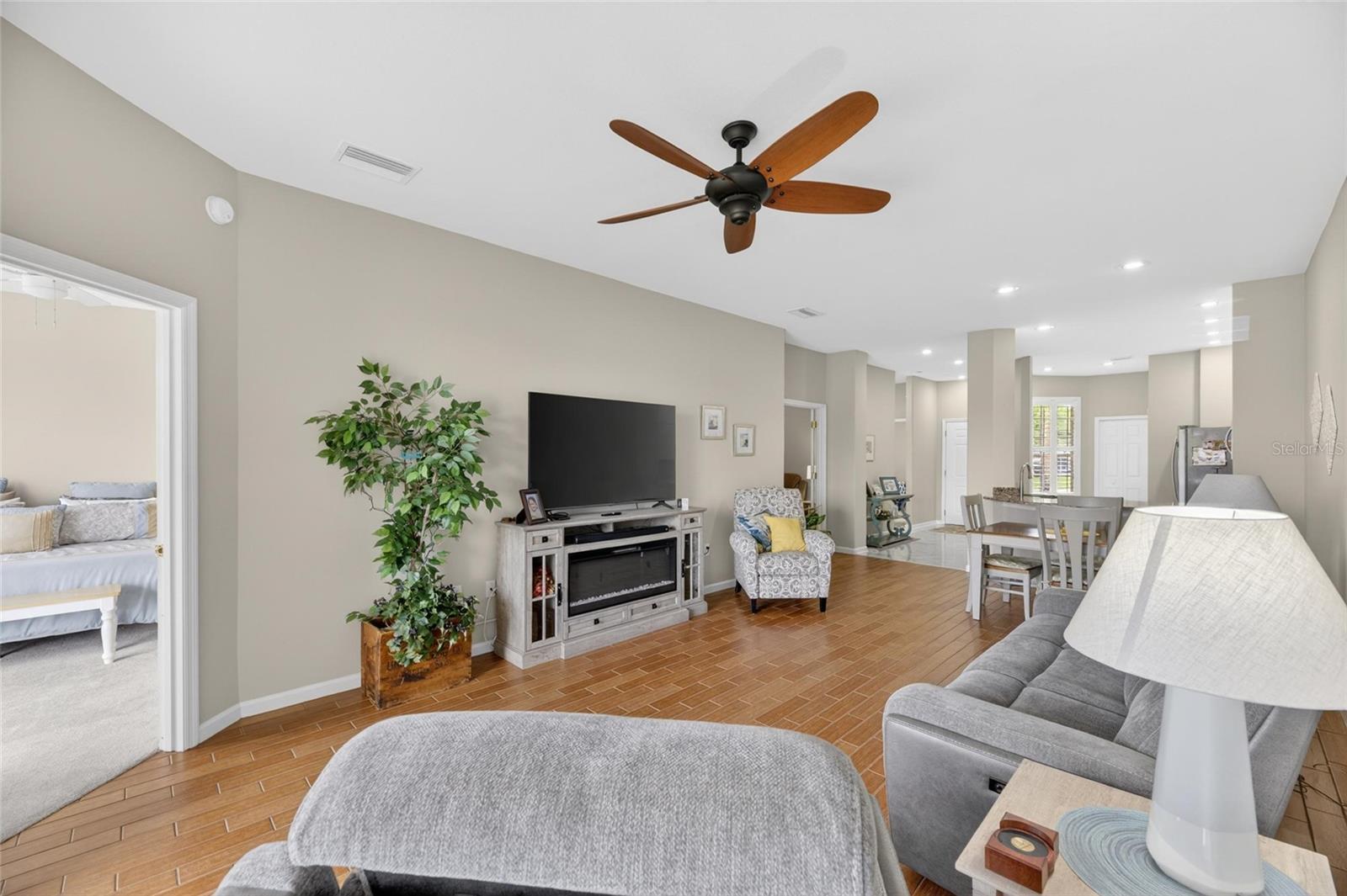 459 ENCLAVE PL #459
