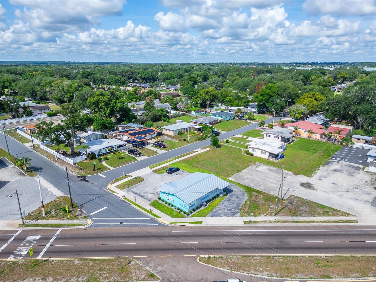 1233 BARTOW RD