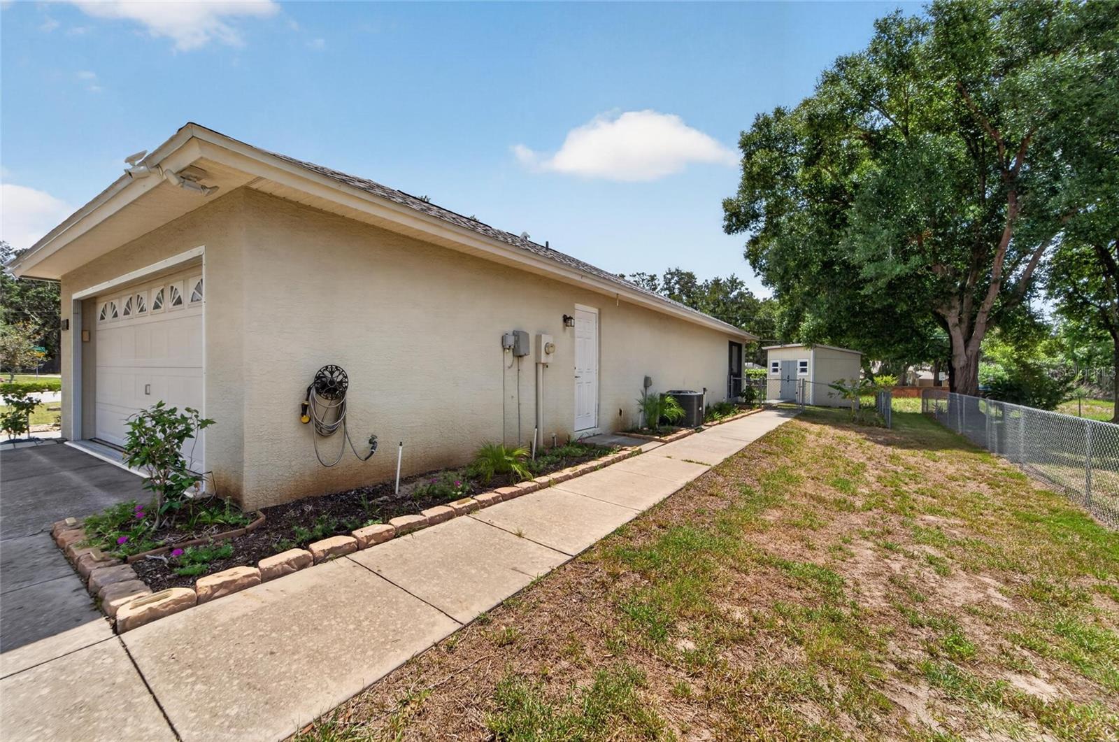 1459 WYNGATE LN