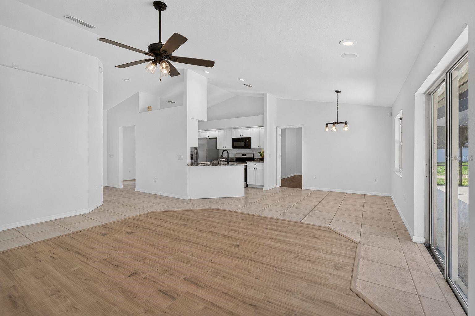 6035 HILLSIDE HEIGHTS DR