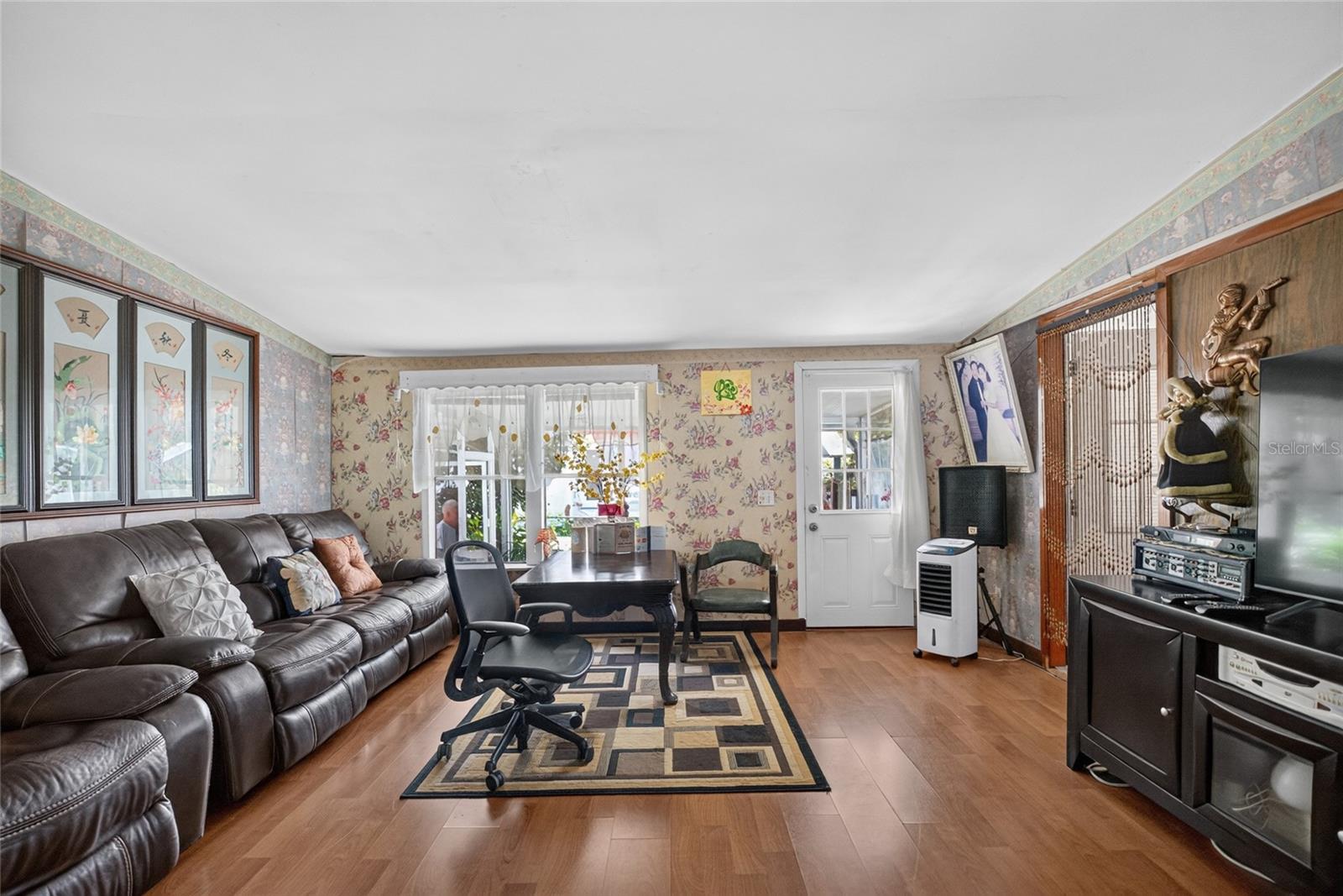 2558 MCINTOSH DR