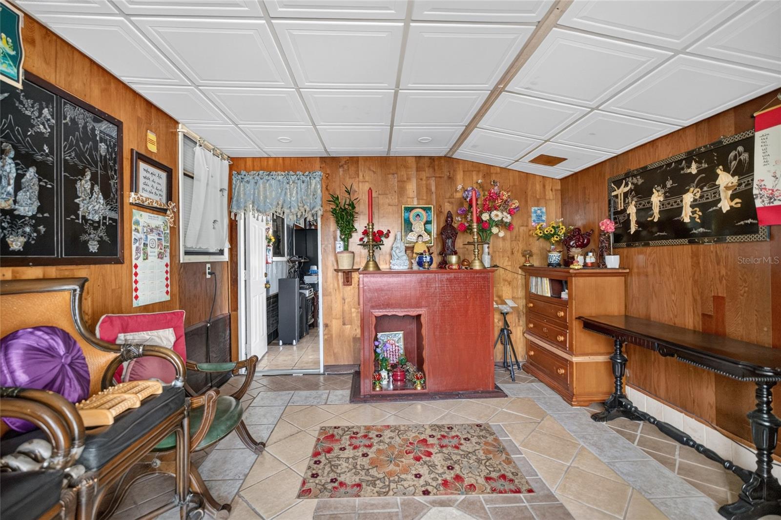 2558 MCINTOSH DR