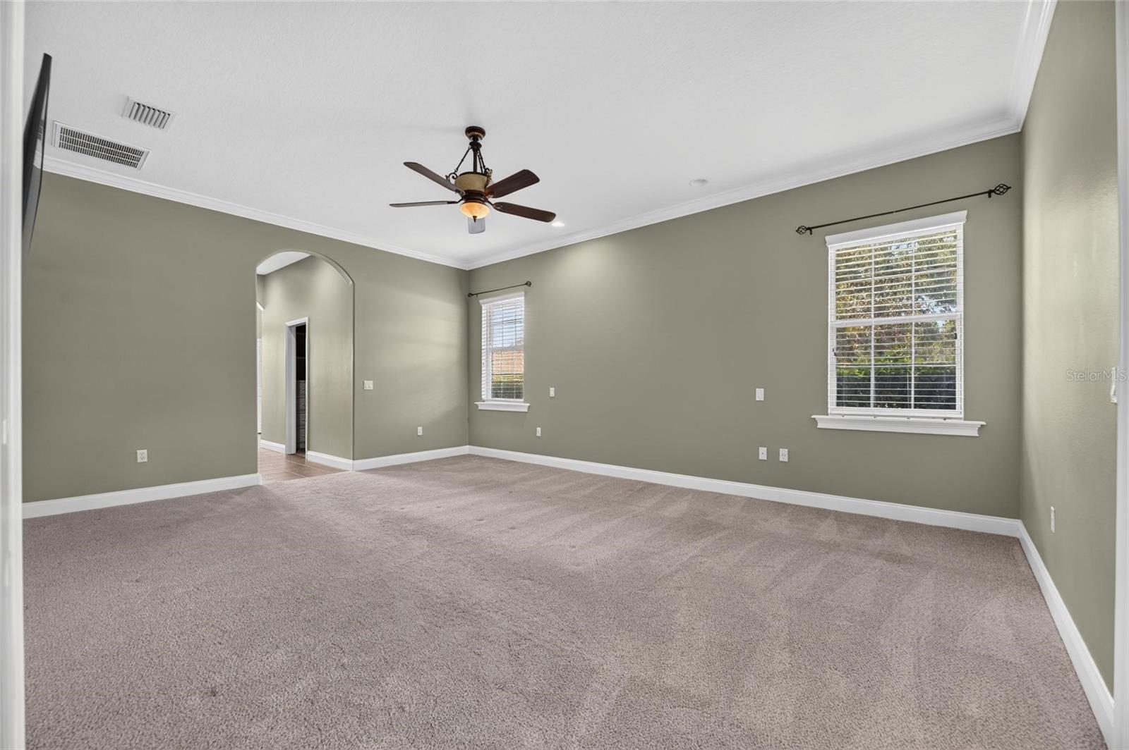 6408 WALKERS GLEN DR