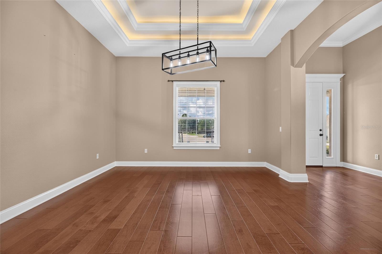 6408 WALKERS GLEN DR