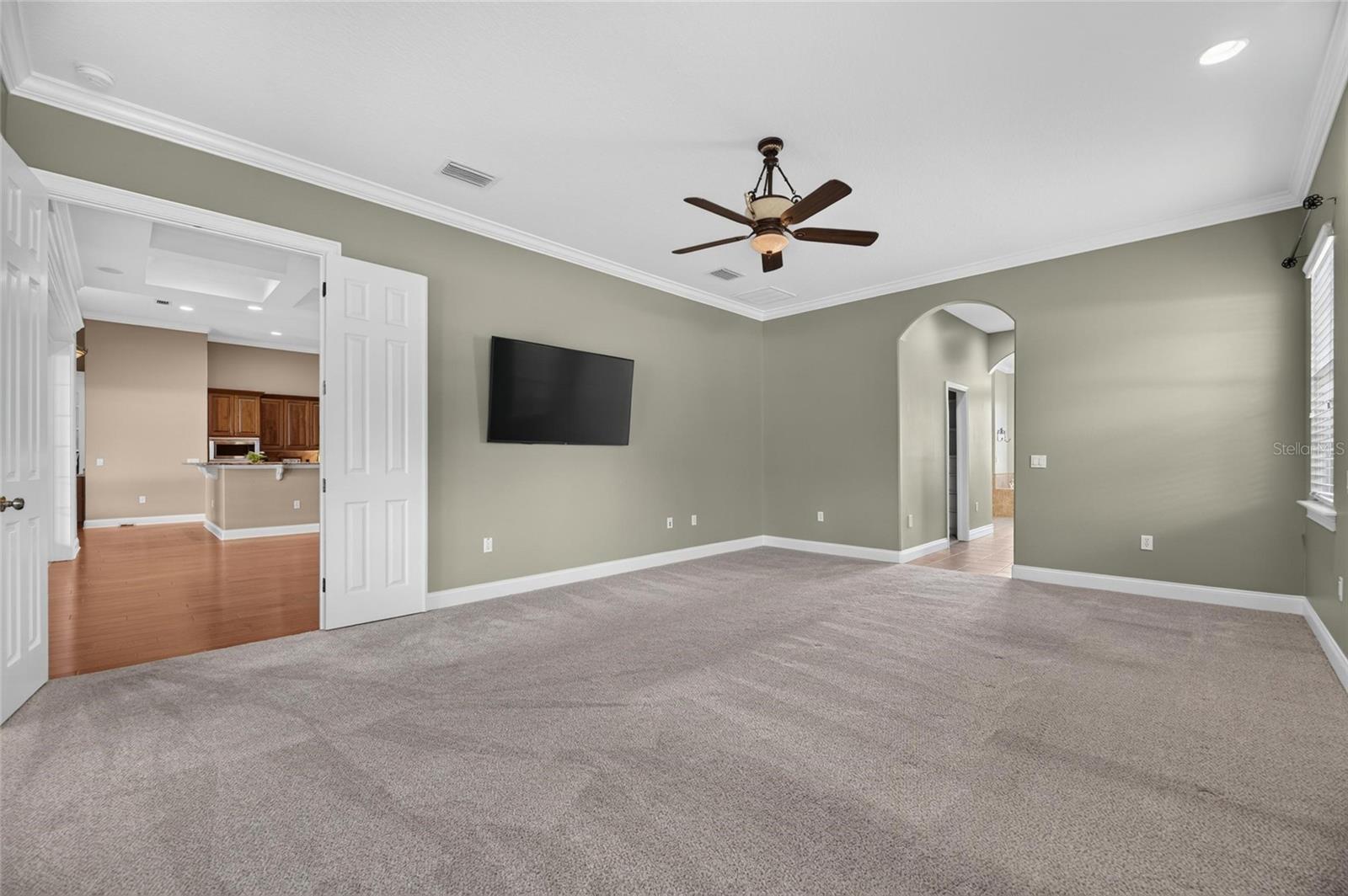 6408 WALKERS GLEN DR