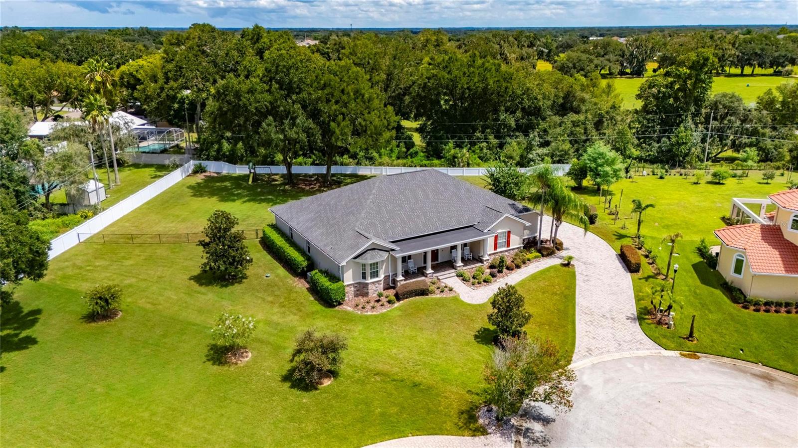 6408 WALKERS GLEN DR