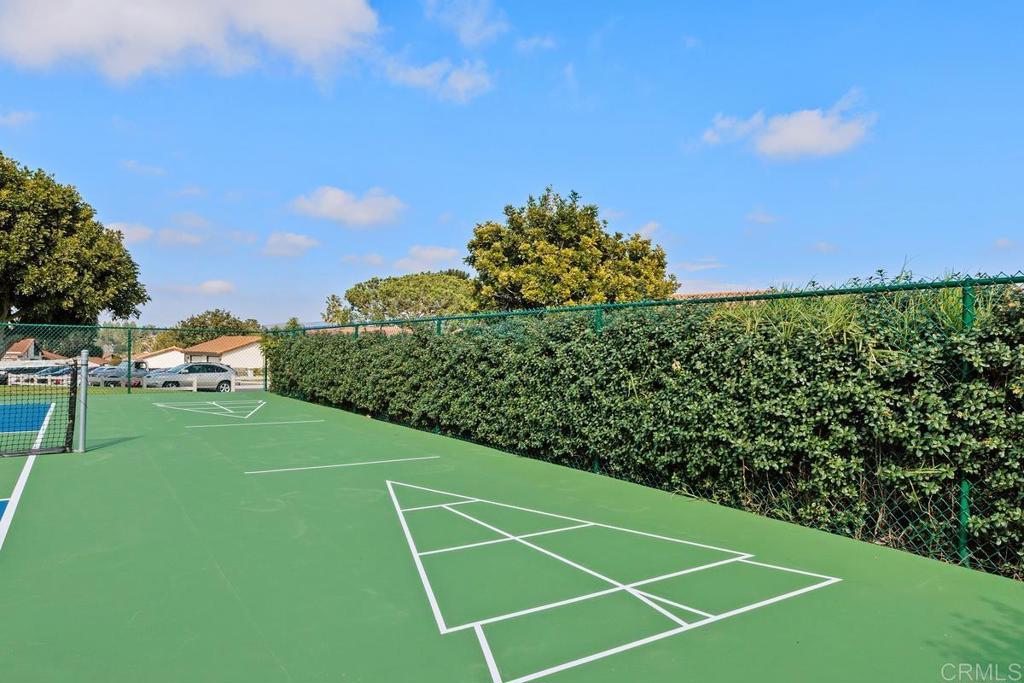 1827 Pleasantdale Drive