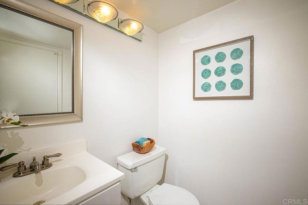 2352 Caringa Way Unit: C