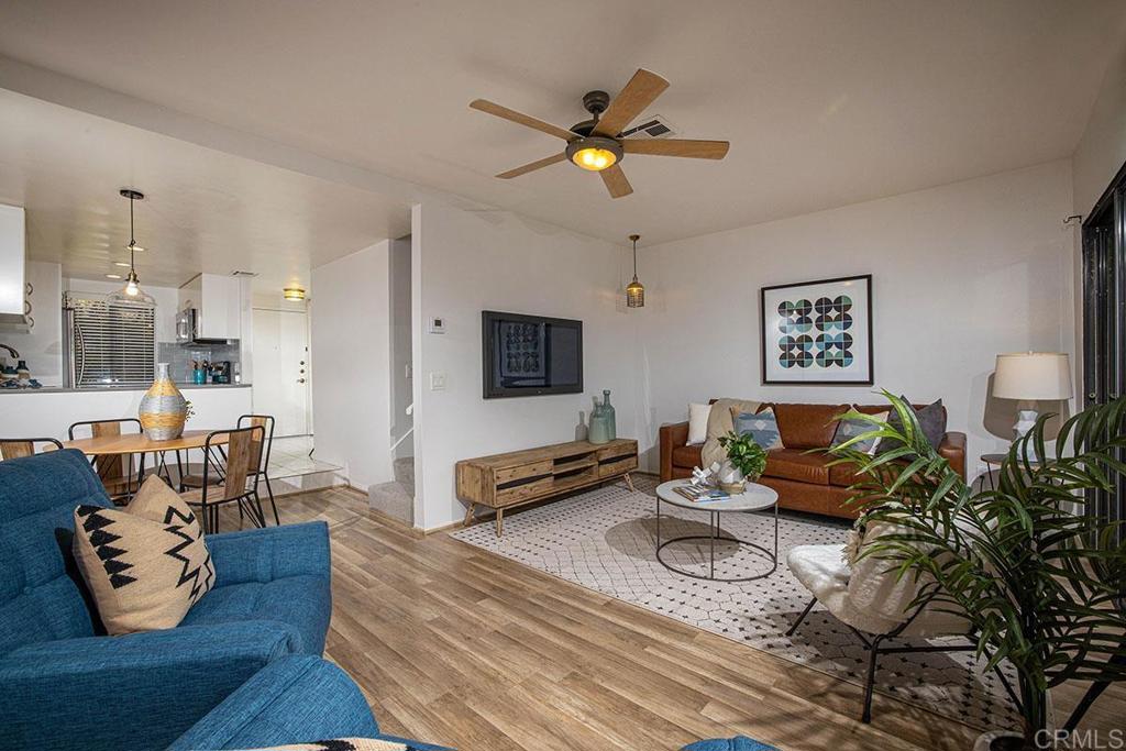 2352 Caringa Way Unit: C